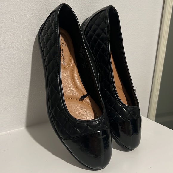Time and Tru Shoes - Time Tru memory foam ballet flats shoes